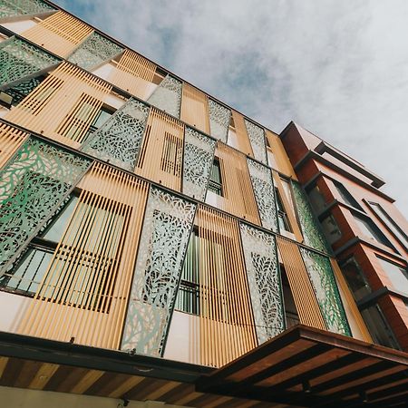 Surestay Plus Hotel By Best Western Ac Luxe Angeles City Екстериор снимка
