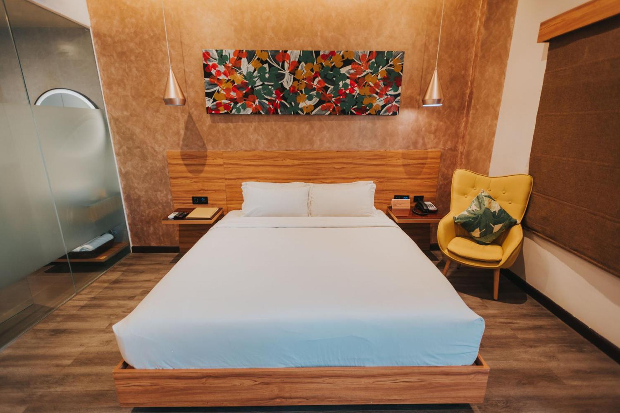 Surestay Plus Hotel By Best Western Ac Luxe Angeles City Екстериор снимка
