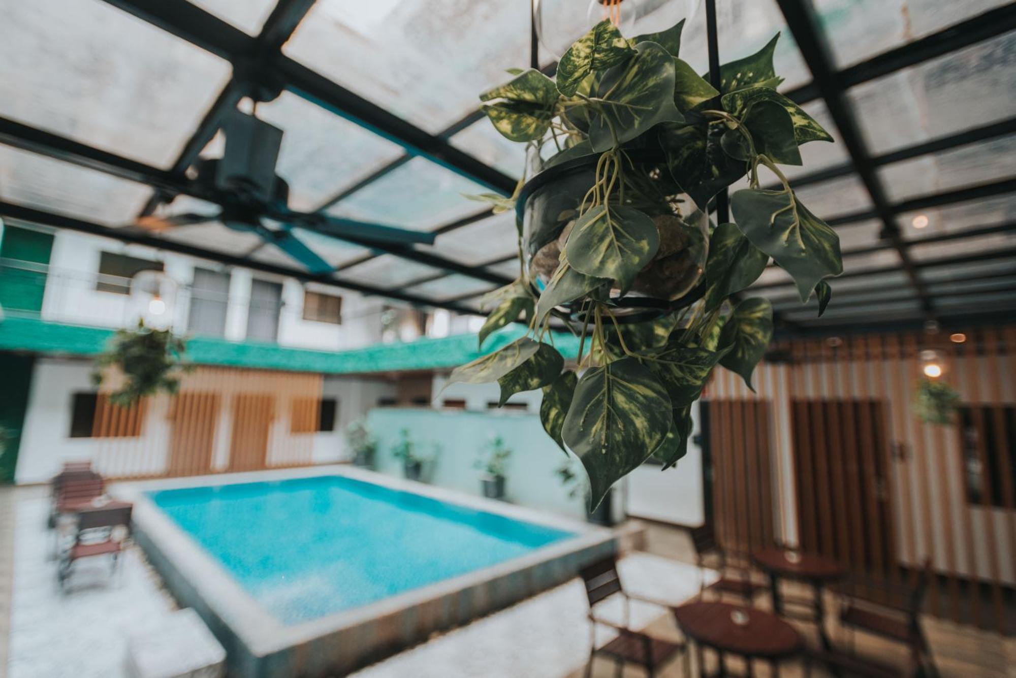 Surestay Plus Hotel By Best Western Ac Luxe Angeles City Екстериор снимка